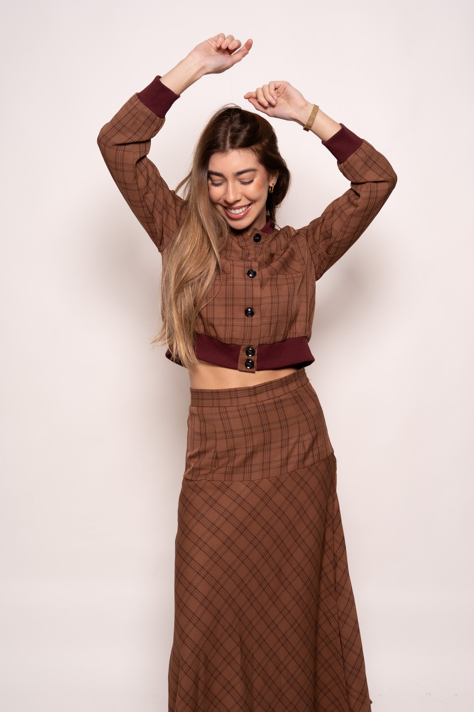 Conjunto cuadros burdeos