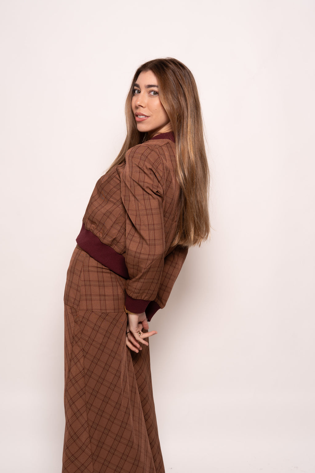 Conjunto cuadros burdeos