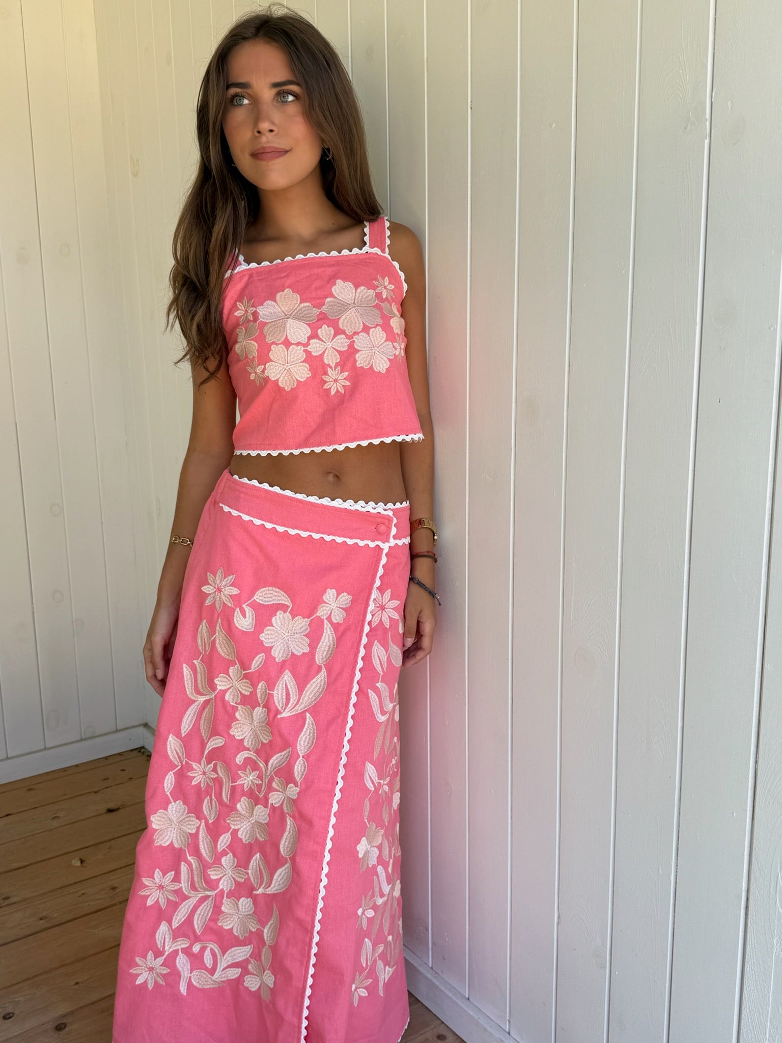 Conjunto Bordado Rosa