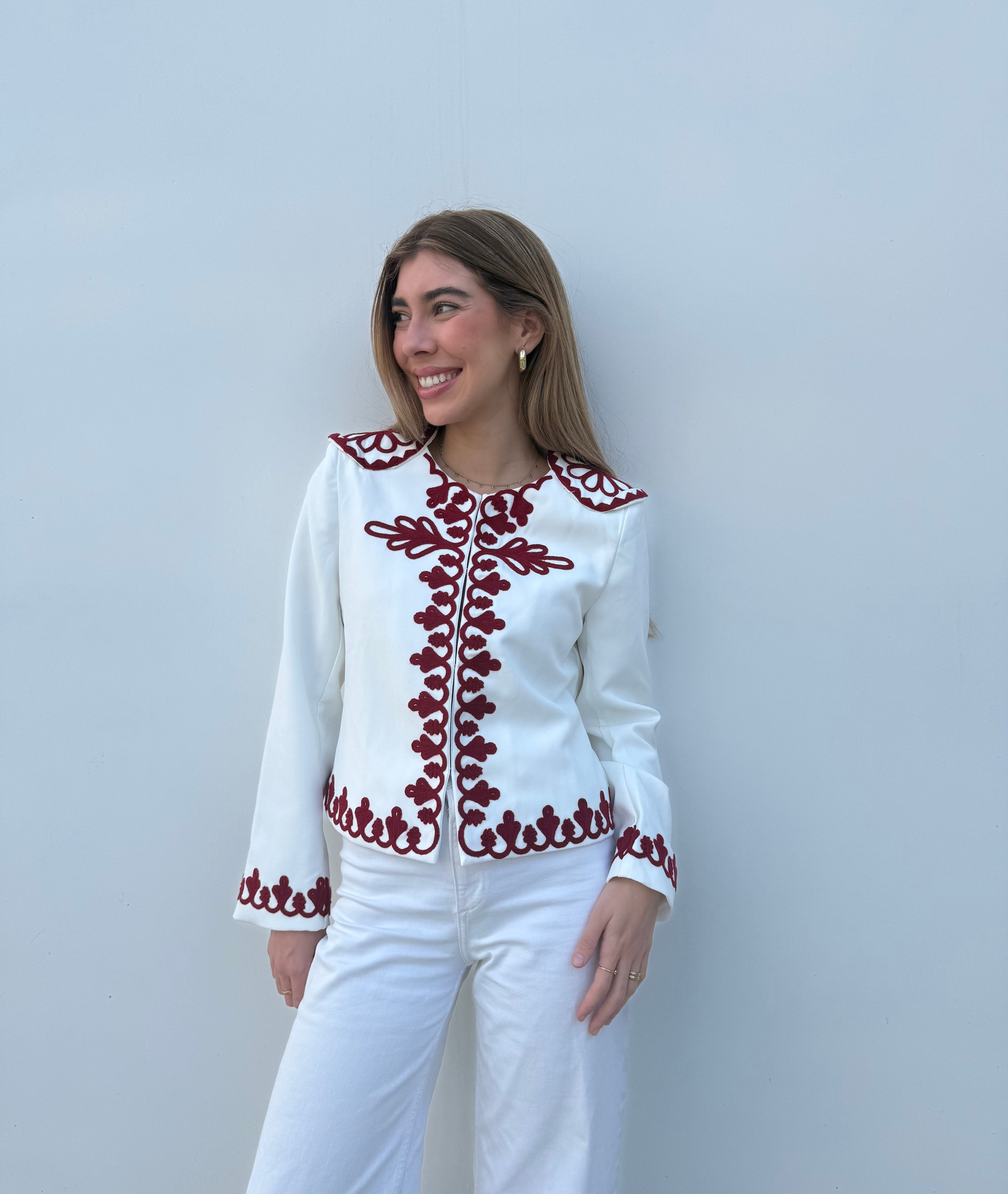 Chaqueta Bordada Blanca